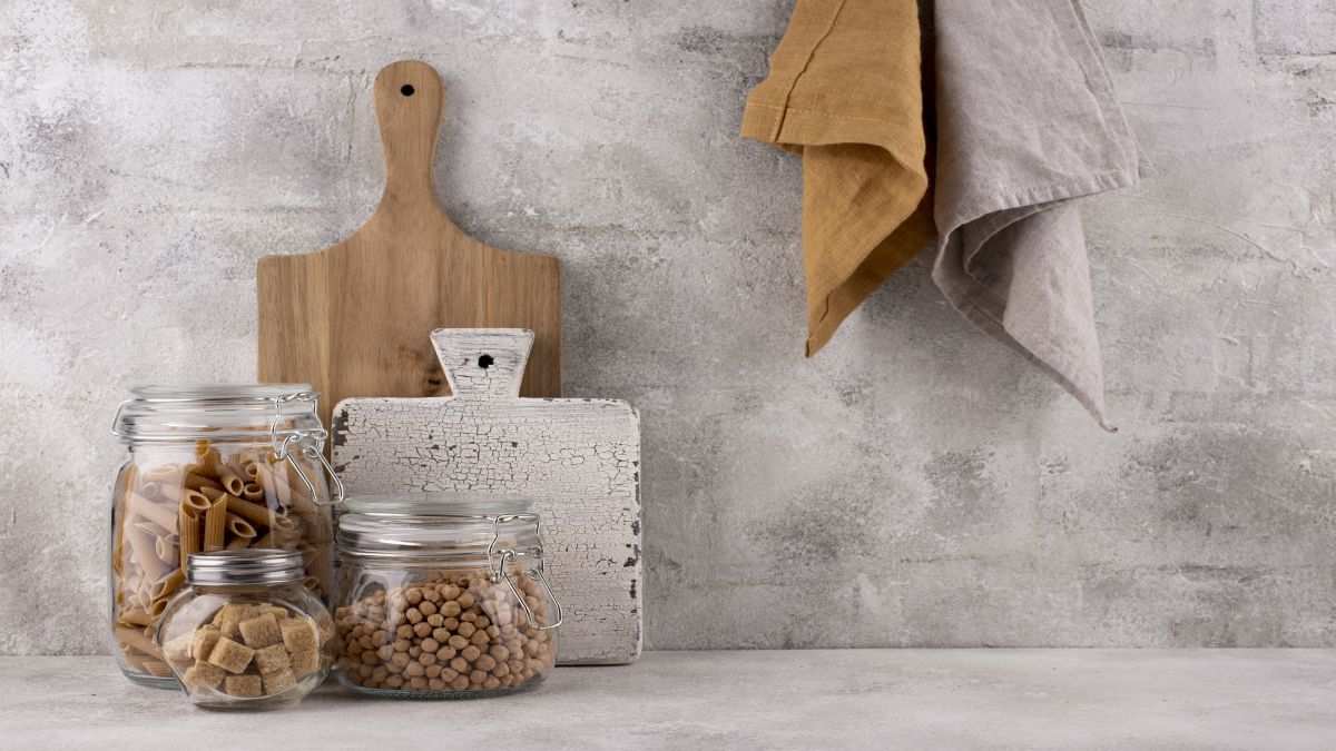 В Москве выставили на продажу квартиру с кухней площадью 200 кв. м