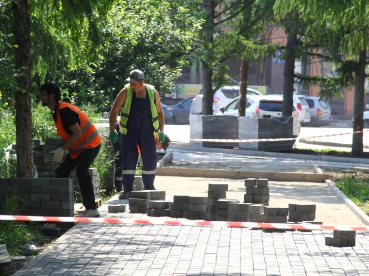 В омском парке завершают создание детской научной площадки