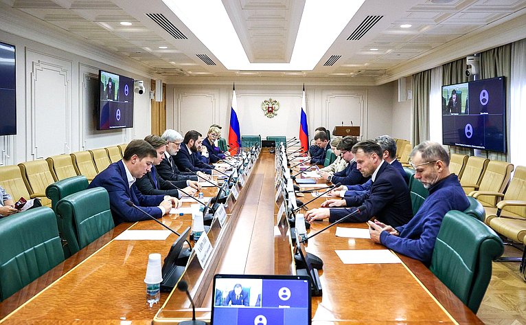 Круглый стол на тему «О совершенствовании моделей рынка, отраслевой и антимонопольной политики в условиях динамично развивающихся рынков телекоммуникаций и информационных технологий»