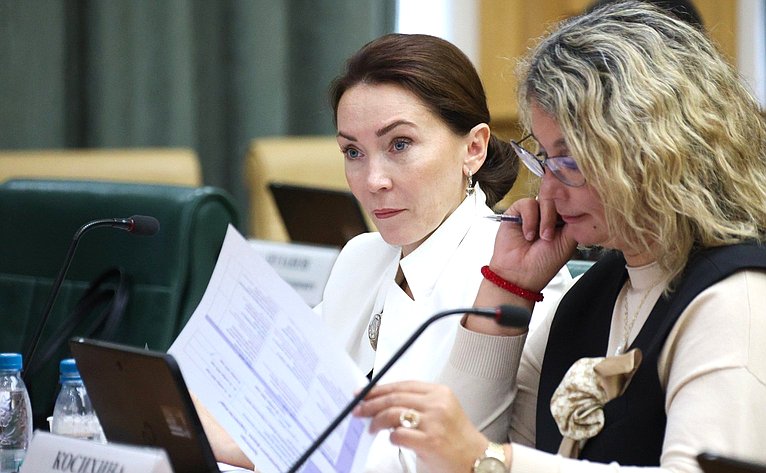 Заседание организационного комитета IV Международного форума «Содружество моды»