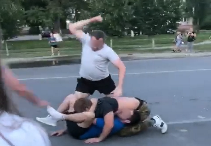 дерутся видео мужики. дерутся видео мужики. дерутся видео мужики. дерутся видео мужики. дерутся видео мужики.