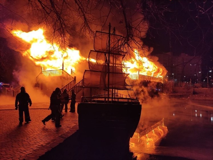 Прокуратура занялась ночным пожаром на улице Качинцев в Волгограде