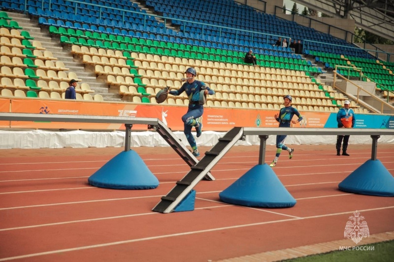 Третий день чемпионата и первенства МЧС России по пожарно-спасательному спорту