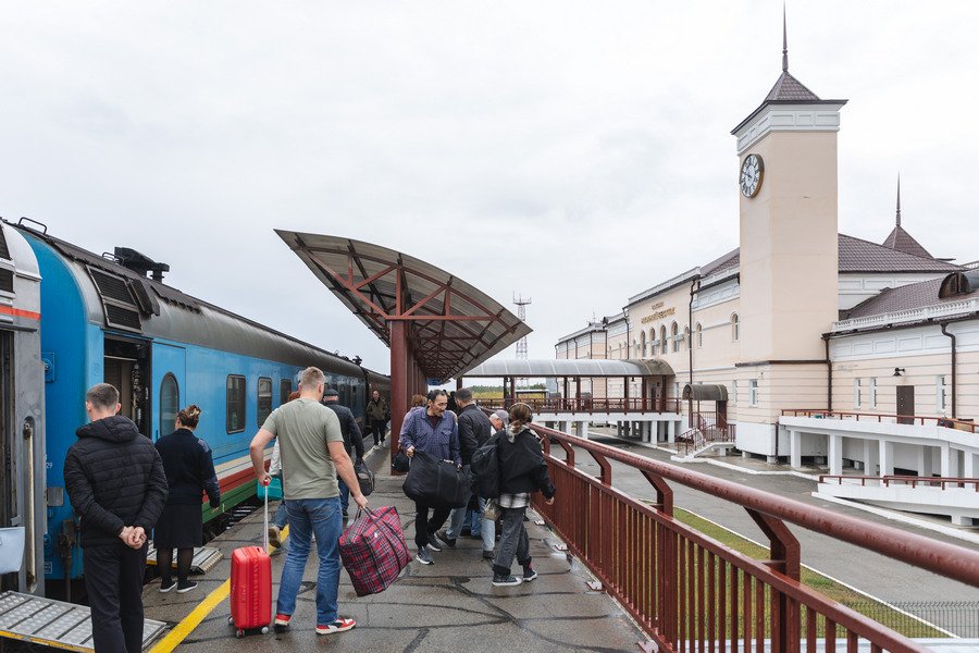 В апреле перевозка пассажиров в вагонах АО «АК «ЖДЯ» выросла на 14,2 %