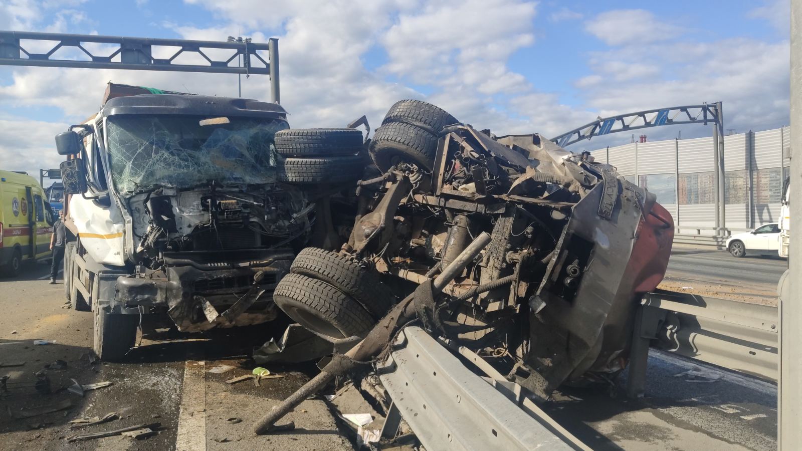 дтп на каде в санкт петербурге сегодня вечером