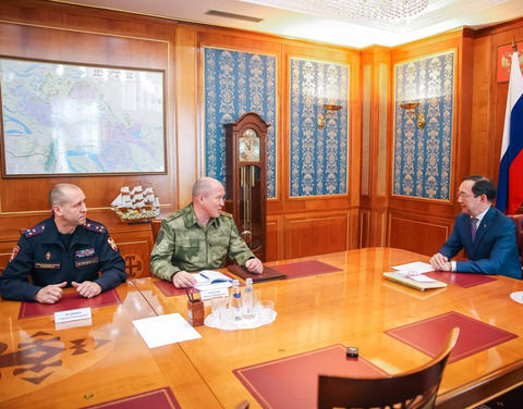 Айсен Николаев провел рабочую встречу с руководством Росгвардии