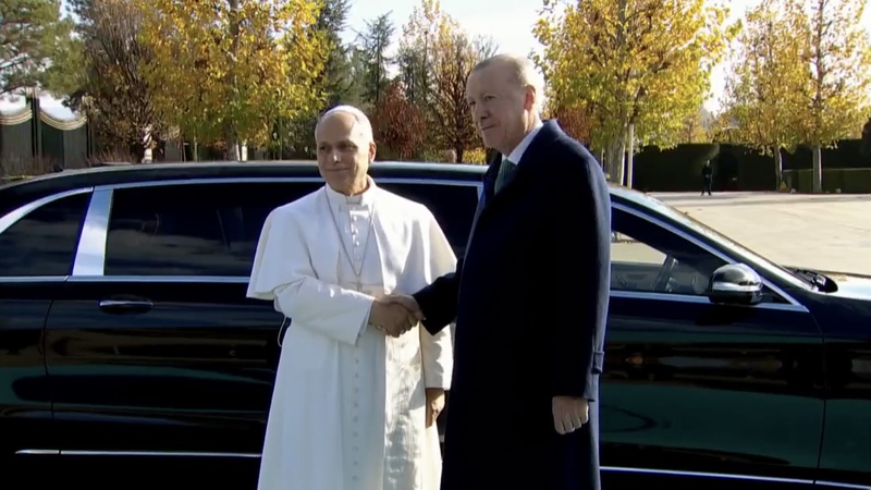 Папа Римский Лев XIV прибыл в Анкару