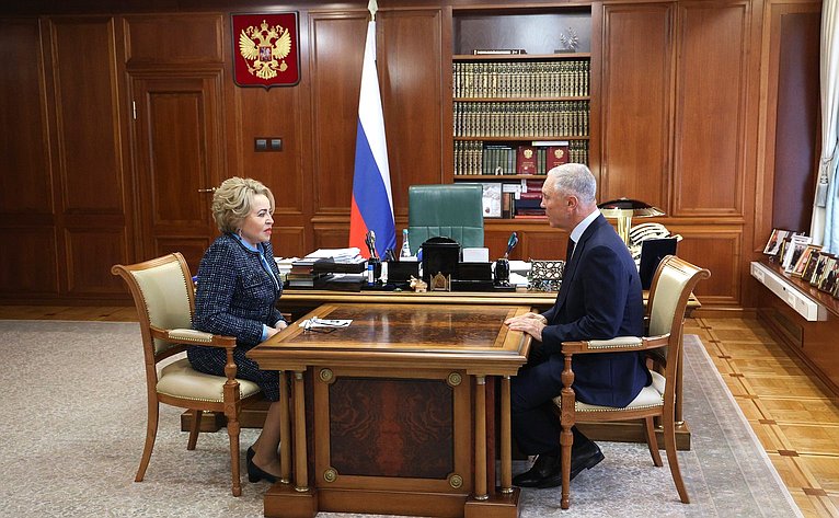 Встреча Председателя СФ Валентины Матвиенко с губернатором Херсонской области Владимиром Сальдо