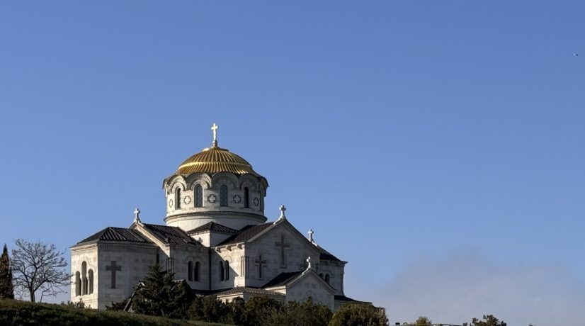 Расписание рождественских богослужений в храмах Крыма