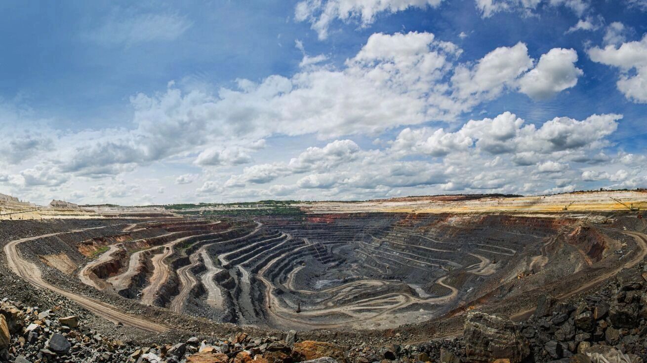 Как Стойленский ГОК помогает молодым сотрудникам расти в профессии