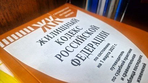 В Каховском округе прокуратурой выявлены факты ненадлежащего содержания общего имущества в многоквартирных домах