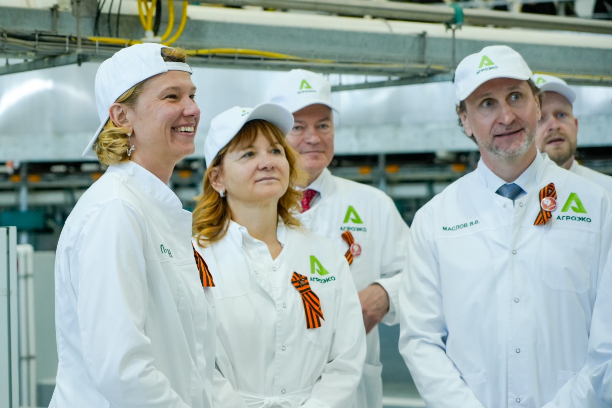 Делегация высокого уровня оценила работу молочного комплекса АГРОЭКО