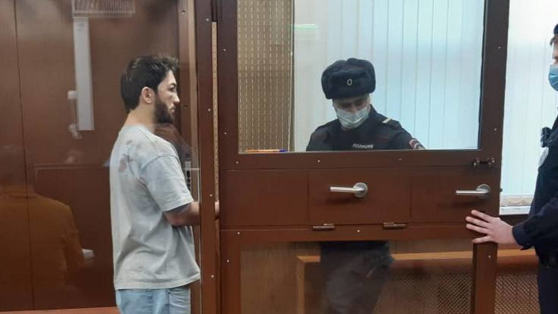 12. Новости москва 31 декабря 2023. Ярмарка на красной площади 2022 в москве. Ламберт ахъядов арестован. Новогоднее метро.