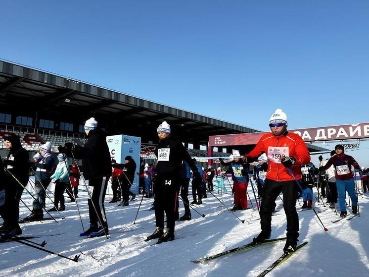 Четыре тысячи человек вышли на трассу гонки «Лыжня России»
