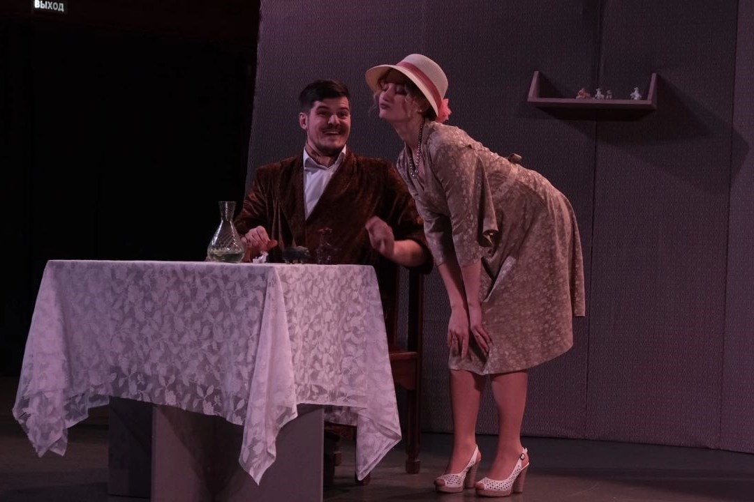 Ночь перед рождеством театр сац. Мини спектакль. Мини постановка. Театральный кружок для детей. Спектакль три поросенка.