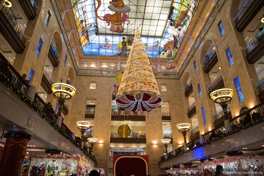 Новогодняя снежная Москва