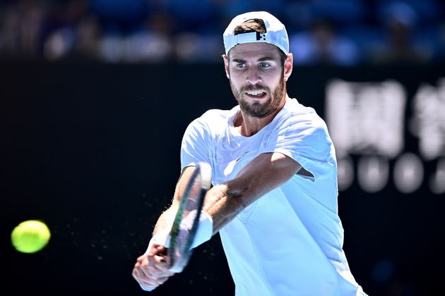 Карен Хачанов