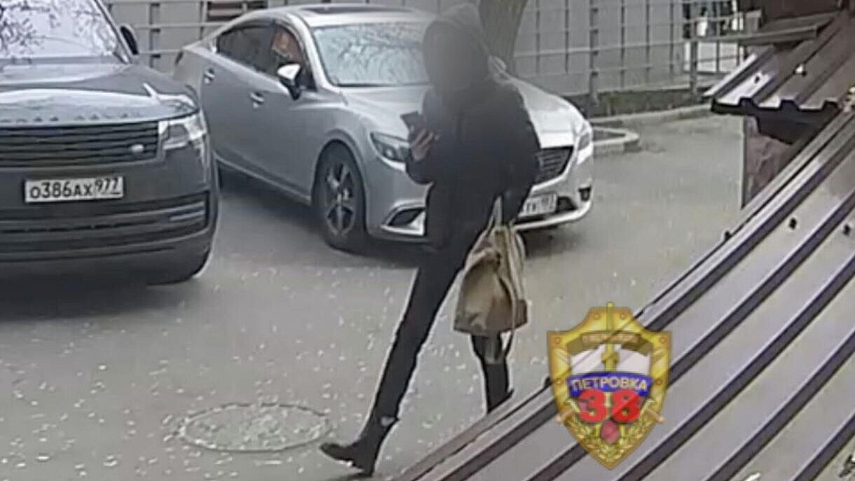 Мошенники обманули сына экс-главы холдинга, выпускавшего 
