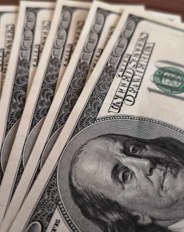 Богатейшие предприниматели из России с начала года заработали около 22,5 млрд долларов