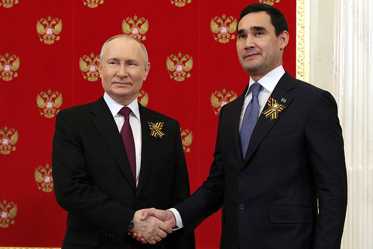 «Сердечные поздравления» в адрес Путина уже направил президент Туркменистана Сердар Бердымухамедов