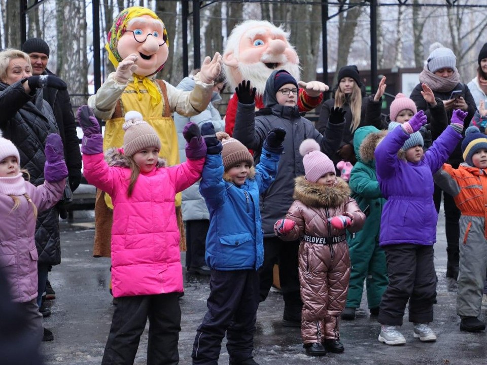 Более 1,1 млн человек посетили парки Подмосковья с 16 по 22 декабря