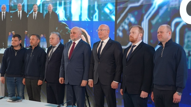 Дмитрий Чернышенко совместно с губернатором Кемеровской области Сергеем Цивилёвым принял участие в открытии регионального координационного центра Кузбасса на выставке-форуме «Россия»