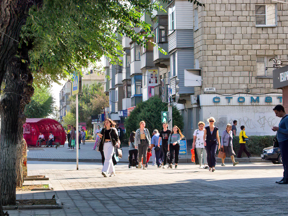 камеры в россии бабушки. тревога в волгограде. воздушная тревога 8 ноября в волгограде. солдаты по тревоге. воздушная тревога в росси.