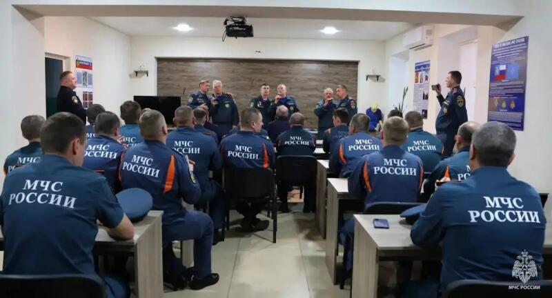 Агитбригада ветеранов МЧС России с концертной программой посетила Запорожскую область