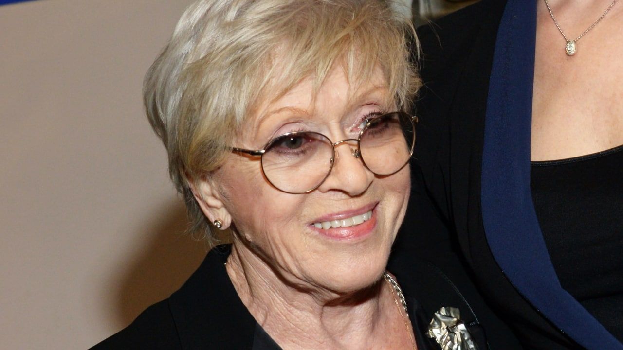 С возрастом многие пожилые люди сталкиваются с ...