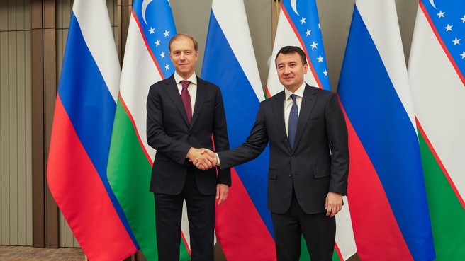 Первый заместитель Председателя Правительства России Денис Мантуров и Заместитель Премьер-министра Республики Узбекистан Жамшид Ходжаев провели 26-е заседание Межправительственной Российско-Узбекской комиссии по экономическому сотрудничеству