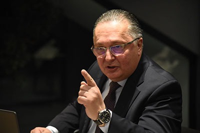 Арно Хидирбегишвили: Кто и зачем приравнивает Грузию к Ирану, или «Прежде чем украсть минарет, вырой яму»