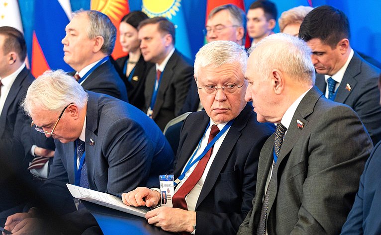 Участие делегации Совета Федерации во главе с заместителем Председателя Совета Федерации Юрием Воробьевым в совместном заседании Совета и восемнадцатом пленарном заседании ПА ОДКБ