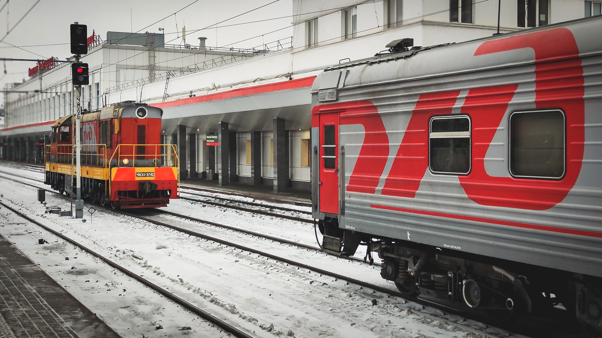 В Ленобласти мужчина попал под поезд, он был пьян