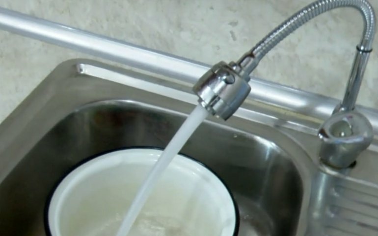 Без горячей воды проведут абаканцы несколько дней. Сутки не будет и холодной