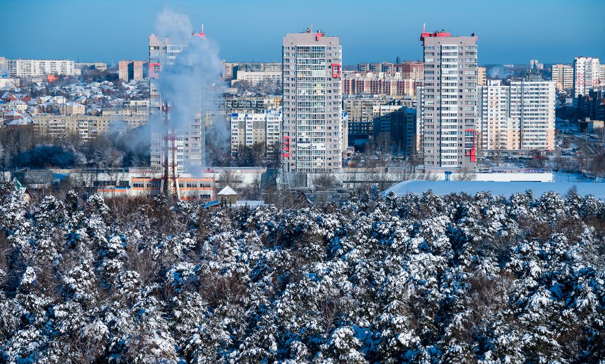 Снег в Челябинске фото. Панорама баннер первый день зимы. Какой воздух в Челябинске. Челябинске ... Как днем.. Пятница челябинское время