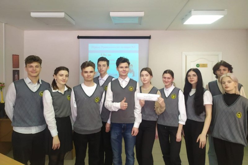 В Белокурихе первокурсники Алтайской академии гостеприимства сыграли в квиз по избирательном праву