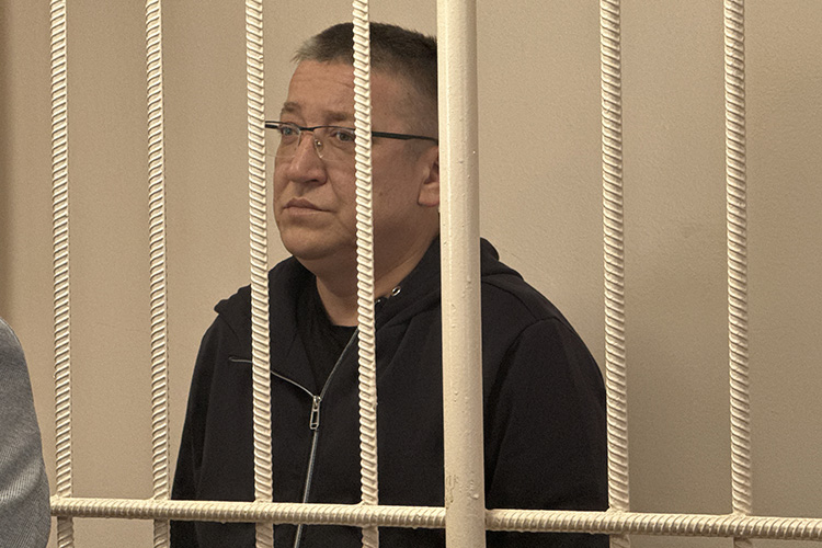 Руководителю исполкома Альметьевска вменяют хищение средств с рекультивации 9 карьеров по муниципальному контракту