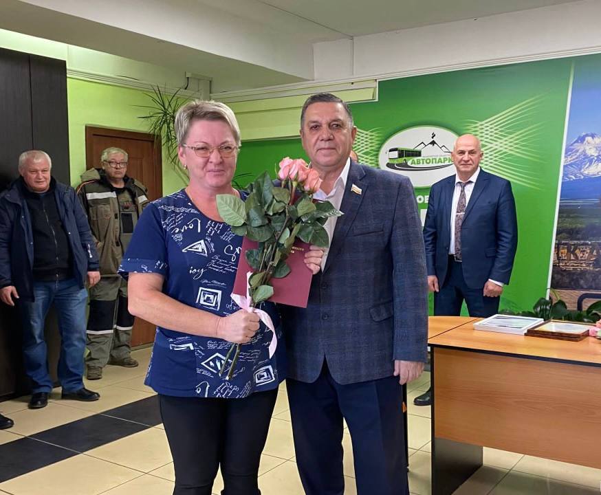 Сотрудников Автопарка поздравили с профессиональным праздником