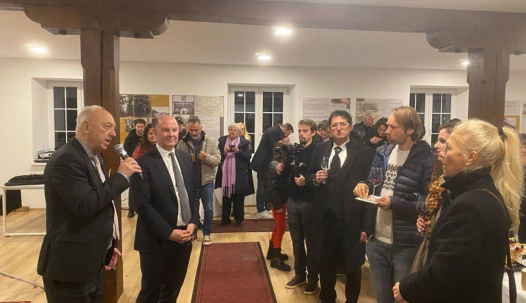 В Мариборе состоялся концерт «Ради жизни на земле» словенского певца и композитора Сашо Гачника