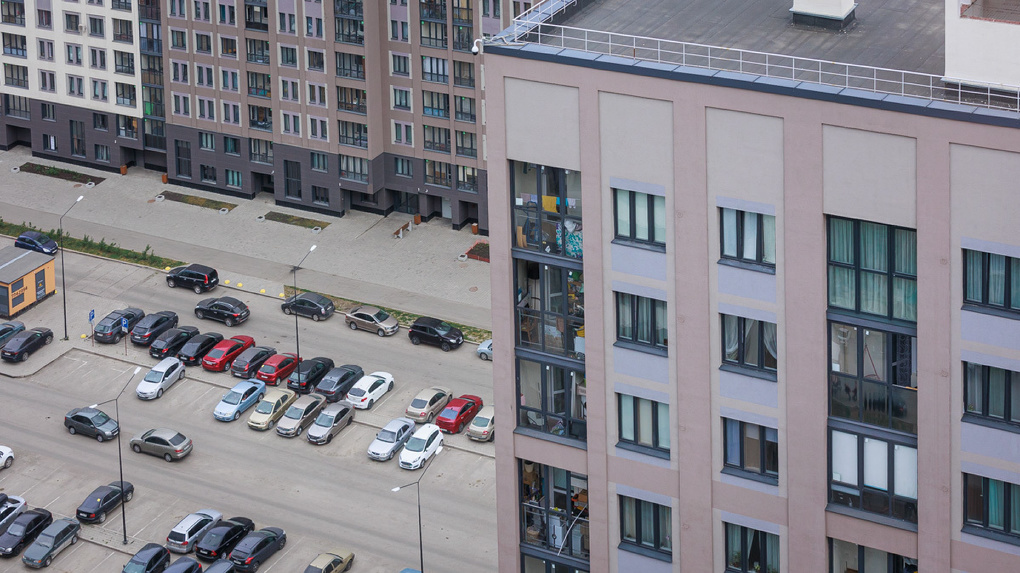 Продажи квартир в новостройках Екатеринбурга растут четвертый месяц. Что будет дальше