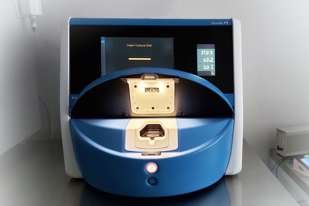 Эмбриоскоп. Эмбриоскоп Краснодар. Эмбрион инкубатор эмбриоскоп. Embryoscope time-lapse System.