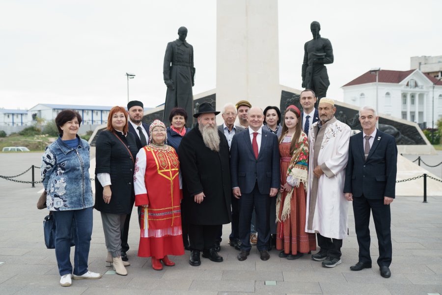 Севастополь отмечает День народного единства