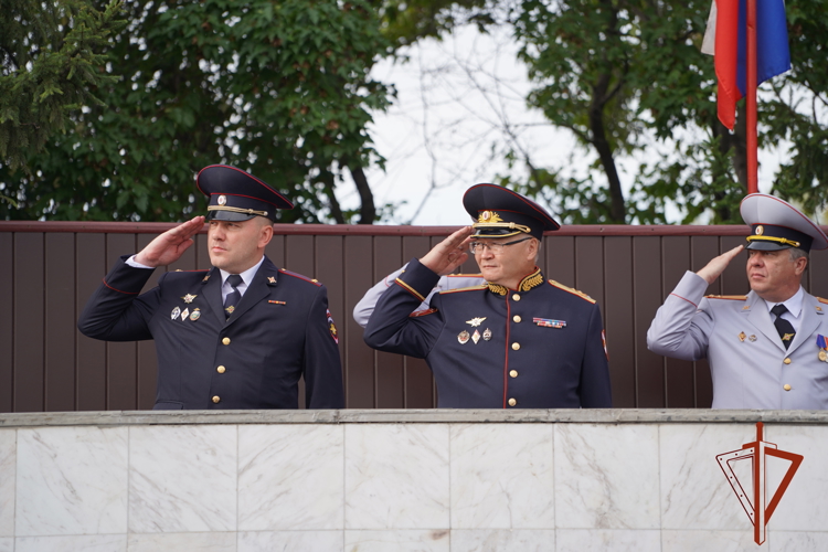 Начальник Управления Росгвардии по Омской области принял участие в торжественном мероприятии, посвященном Дню знаний