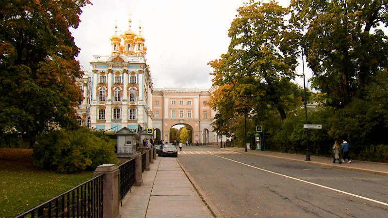 В музее-заповеднике «Царское Село» поздравили музейных смотрителей - tvspb.ru