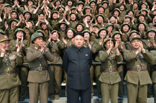 Ким Чен Ын с армией