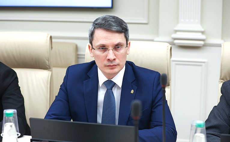 Расширенное заседание Комитета Совета Федерации по Регламенту и организации парламентской деятельности