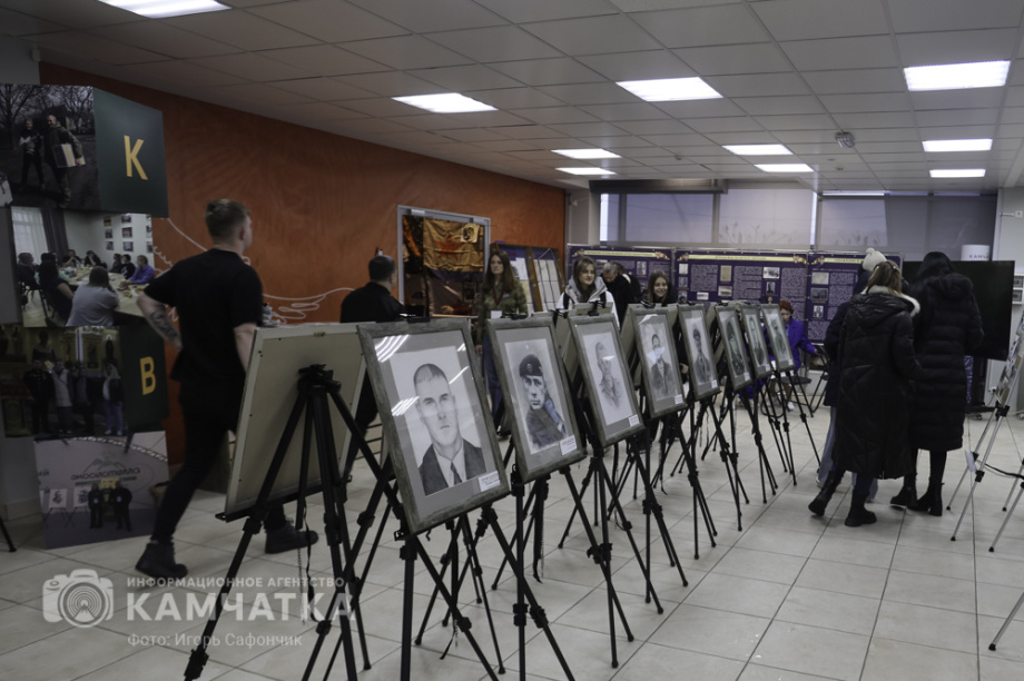 Камчатка объединилась ради Победы! (фоторепортаж). Фотография 13 Камчатка объединилась ради Победы! (фоторепортаж). Фото: «Камчатка Сегодня» \ Игорь Сафончик. Фотография 13