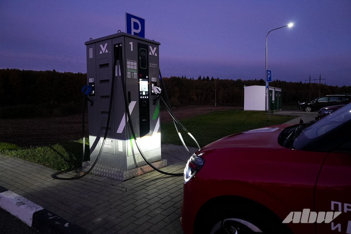 Стресс-тест Dongfeng BOX: сколько зарядок понадобится, чтобы доехать из Минска до Бреста и обратно?