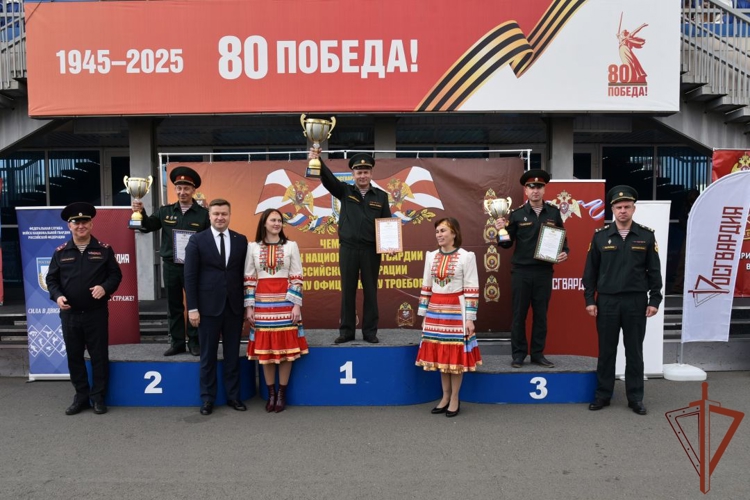 В Удмуртии завершился чемпионат Росгвардии по летнему офицерскому троеборью (видео)