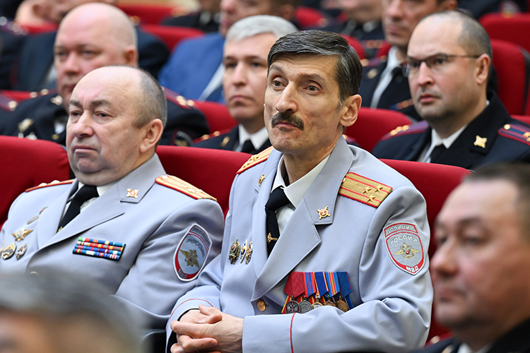 На пенсию уходит главный борец с криминалитетом республики — Рефат Катипов